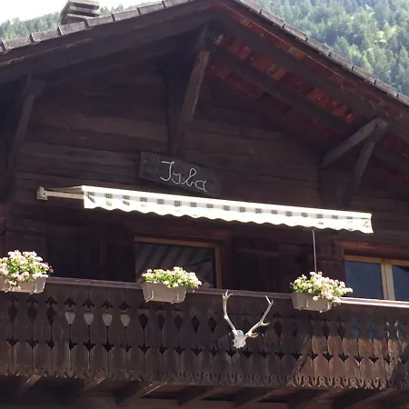 The Cosy Isba - D Hotes - Val De Bagnes - Verbier Bed & Breakfast *